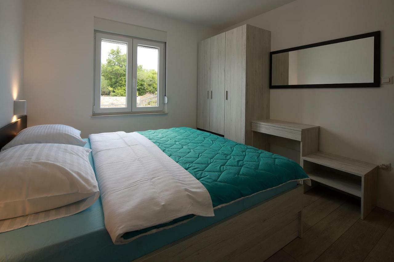 Pinezići Apartmani Judita מראה חיצוני תמונה