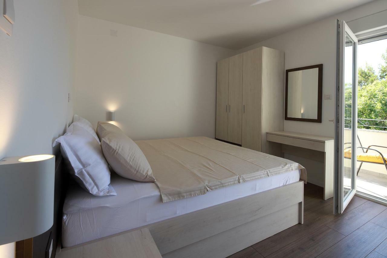 Pinezići Apartmani Judita מראה חיצוני תמונה